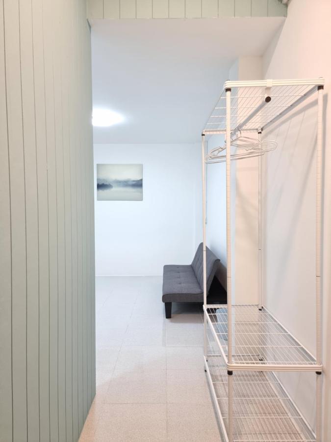 The Zai Apartment Ban Krathum Lom Eksteriør billede